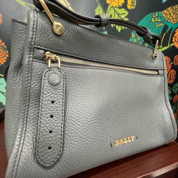 Bally Bianne Gray Convertible Leather Backpack with COA - Picture 5 of 16